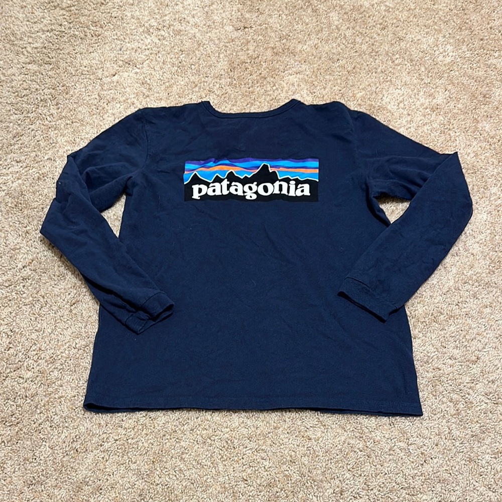 Patagonia Large Graphic Logo Navy Blue Long Sleeve Shirt Size Small